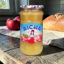 Medina Market Aicha Apfelmus im Glas mit rotem Apfel-Etikett und blauem Logo