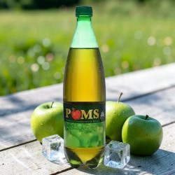 Medina Market Poms Apfelgetränk in einer transparenten Kunststoffflasche mit grünem Verschluss